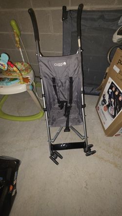 Like-New Cuggl Lightweight Umbrella Stroller (Grey) – Used Once!