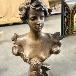 Vintage Spelter French Victorian Lady Sculpture Boule de Neige, Bust Figurine Boule de Neige, Boule de Neige, Lady Bust Figurine,  
