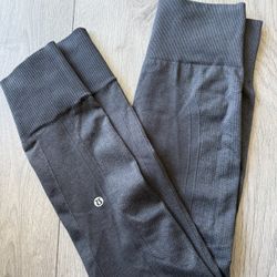 Lululemon Legging Pants Size 6