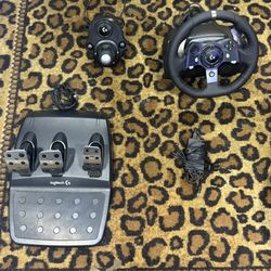 Logitech G920 Wheel+Pedals And Logitech G Driving Force Shifter