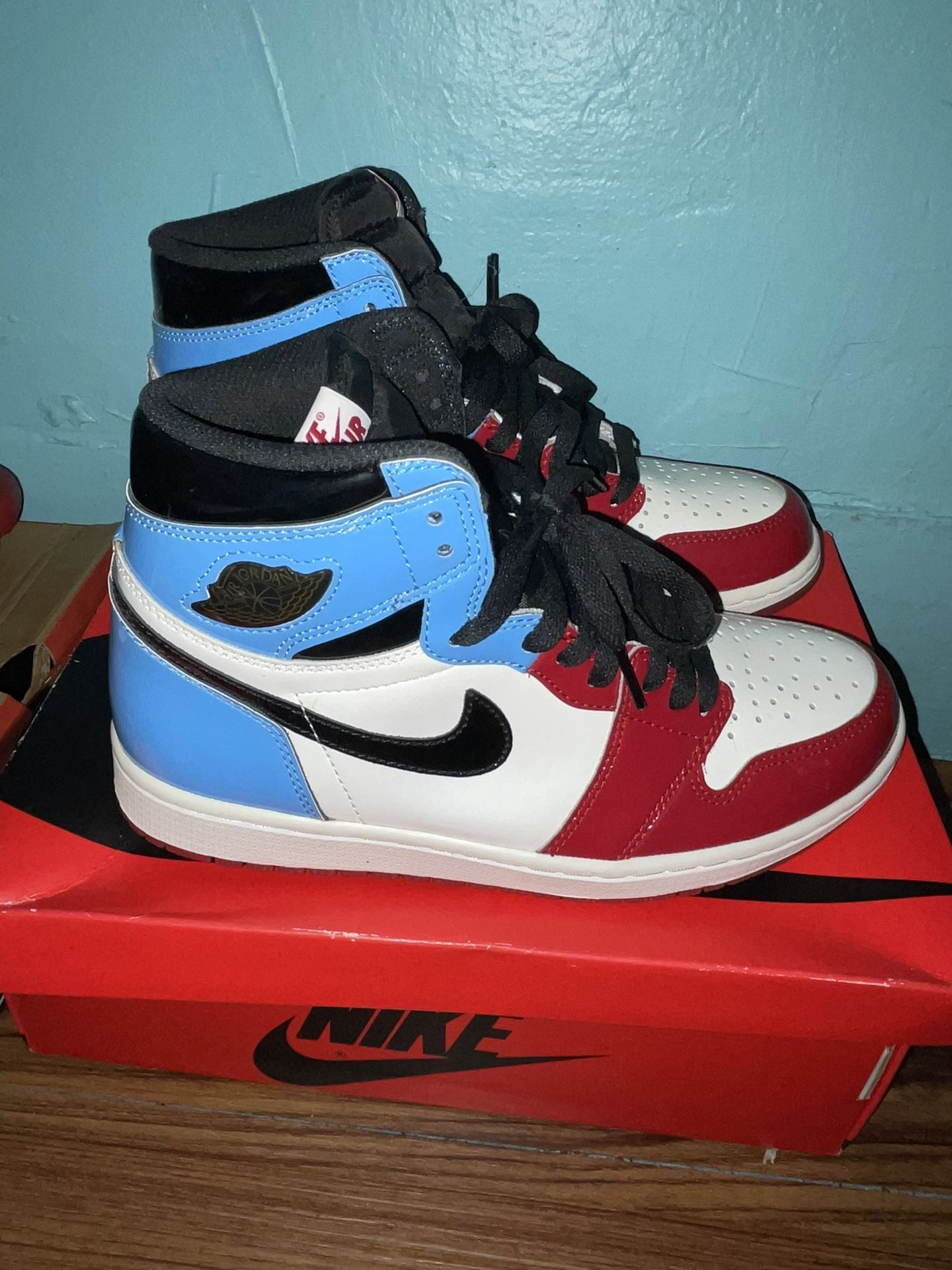 Jordan Retro 1 Fearless Size 8 OG All