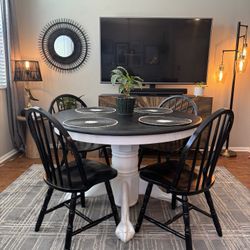 Rustic Dining Table And Chairs 