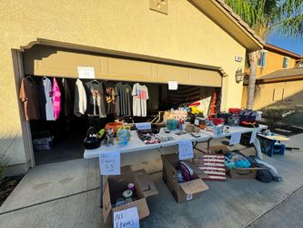 Canyon hills garage sale 34159 Renton drive lake Elsinore 92532