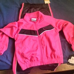 Girls Nike pink set size 3t