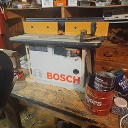 Bosch Bench Cabinet Style Router Table
