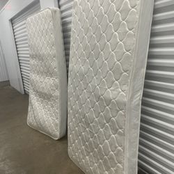 Twin  Matress.   5” Light Weight 
