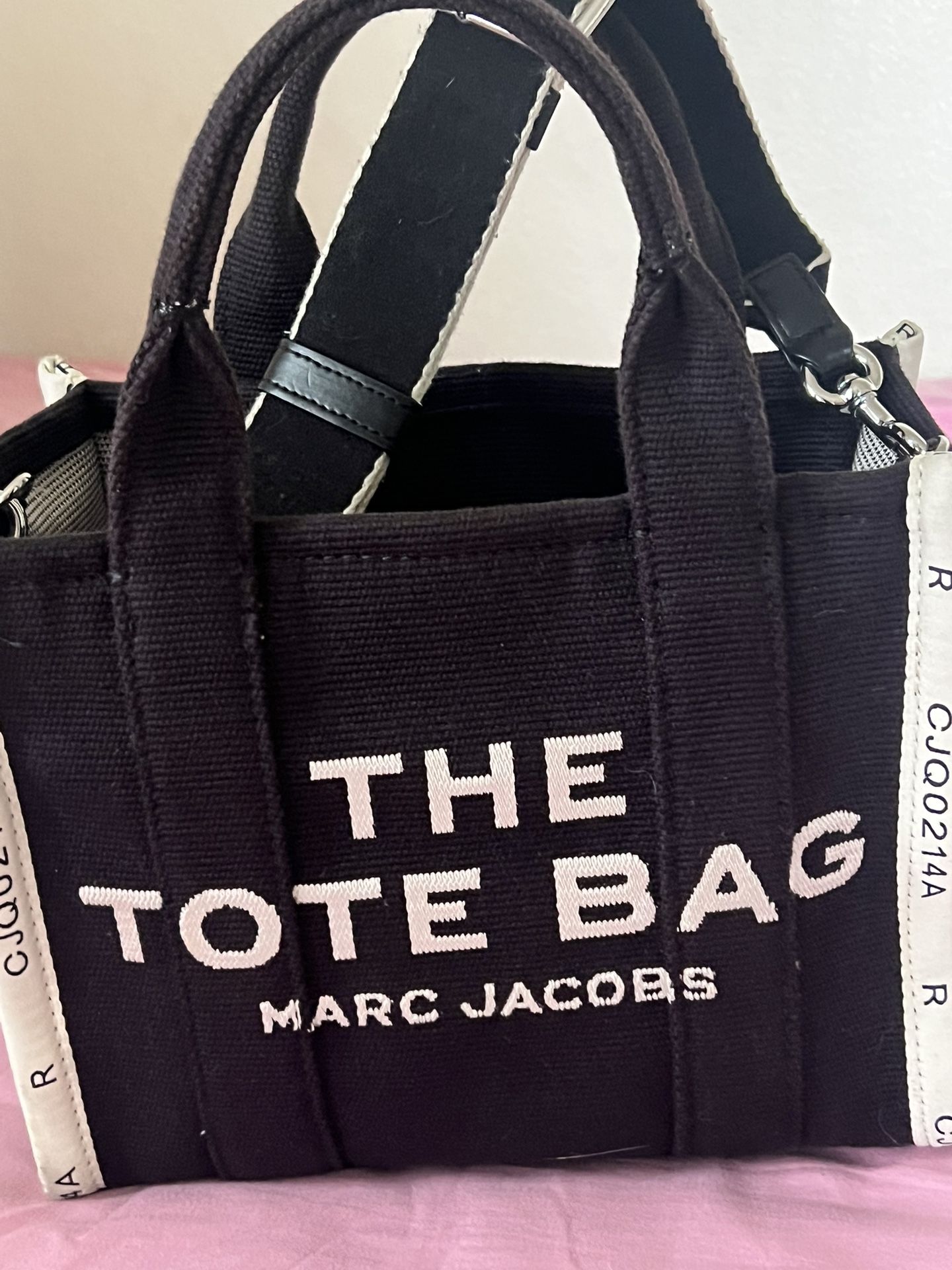 Marc Jacobs THE TOTE BAG