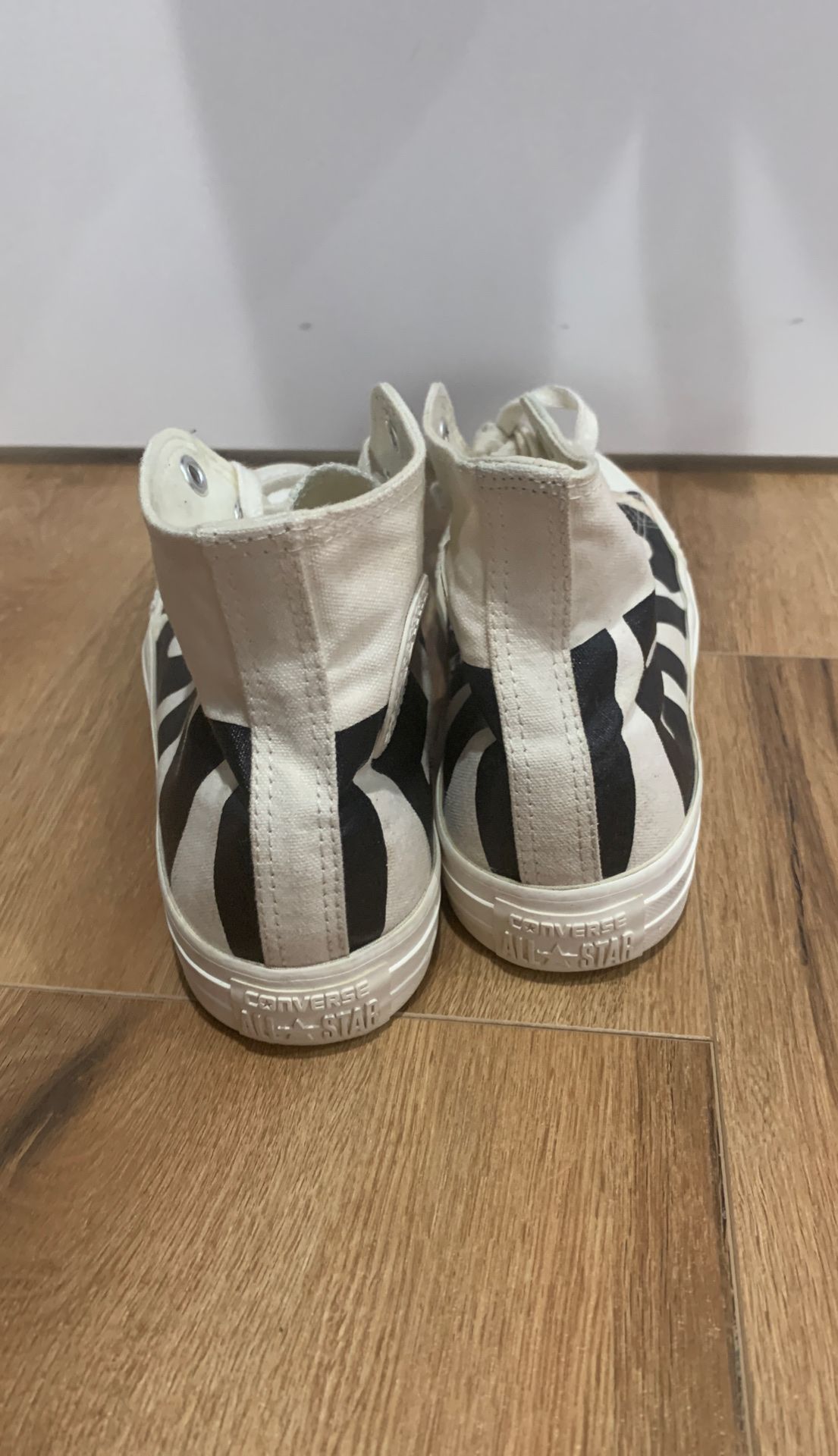 Converse size 7.5