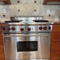 Wolf Range Stove - 36” All Gas w/ Griddle  