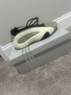 Harden Volume 8 size 10.5