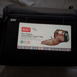 The Station Convertible Diaper Bag (new)