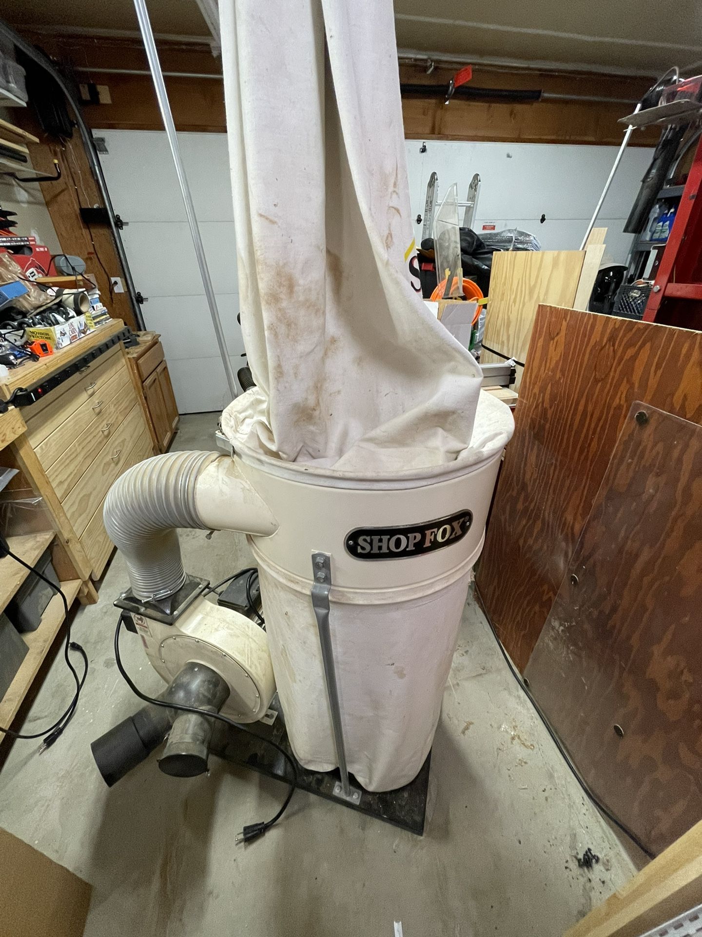 SHOP FOX Dust Collector 1.5hp