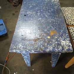 Is medium size table $15