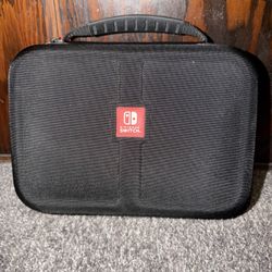 Nintendo Switch Deluxe Travel Storage Video Game Console Case Used Pre Owned 