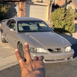 1997 Ford Mustang