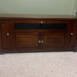 Entertainment Center/Tv Stand/Media Center