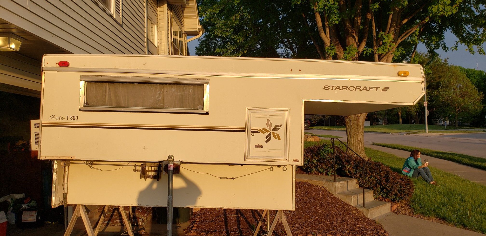 1987 Starcraft Starlite T800 truck camper