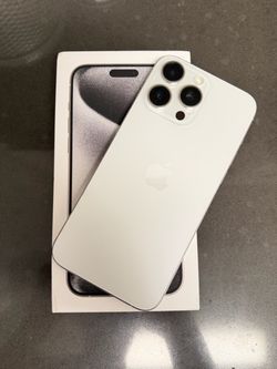 iPhone 15 Pro Max, White Titanium, 256GB.