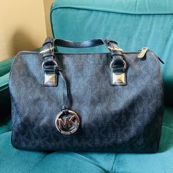  Michael Kors Grayson Signature Medium  Satchel Black 