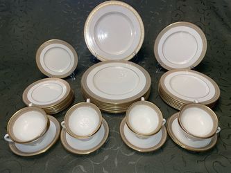 Lenox Greenfield China -40 piece, service for 8, 24 k gold trim