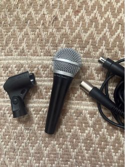 SHURE PGA48 Mic & Two Mic Cables