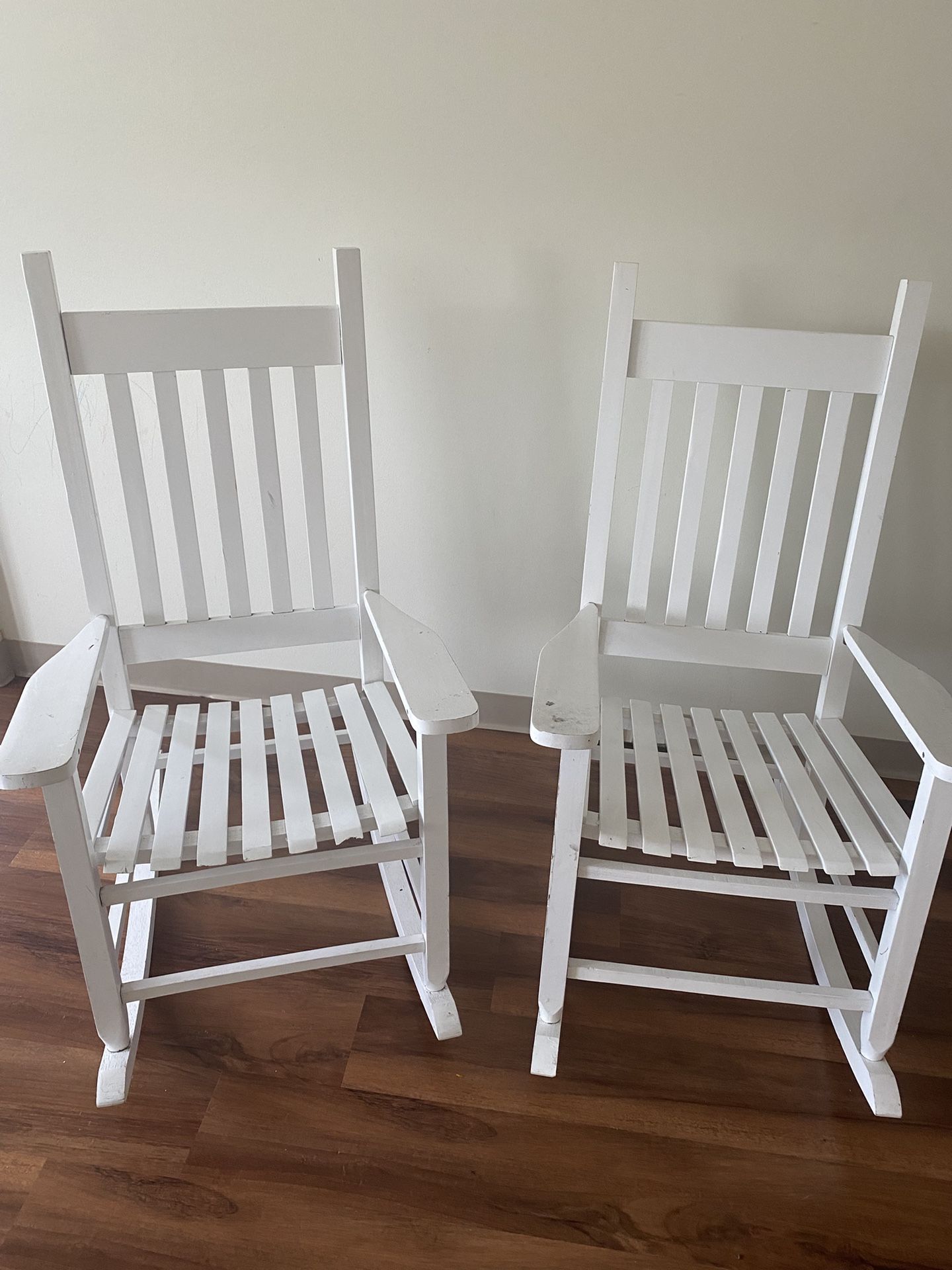 White Rocking Chairs Outdoor