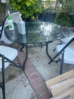Free Glass table