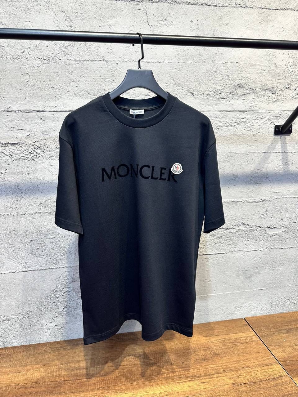 Moncler t-shirt