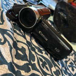canon vixia HF R40