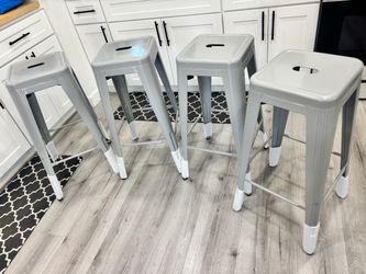 4 Pcs 30.5" Stackable Bar Stool ❗️❗️💥 GREY COLOR