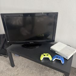 36” Panasonic TV + Xbox One Bundle – $55