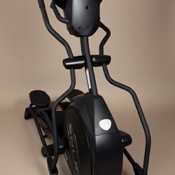 Sole Elliptical E25