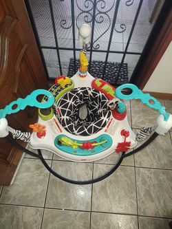 FISHER PRICE BABY JUMPEROO