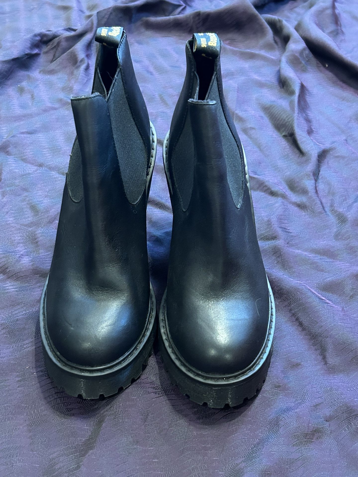 HURSTON WOMEN'S LEATHER HEELED CHELSEA BOOTS Size 9