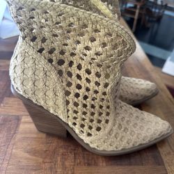 Jessica Simpson Crochet Boots
