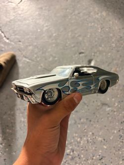 Drag die cast car