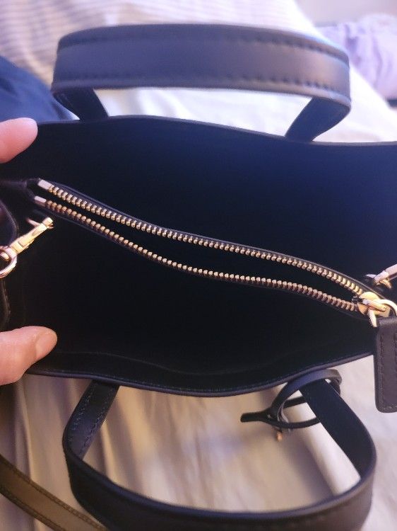 Marc Jacobs Bag for Sale in Queens, NY - OfferUp