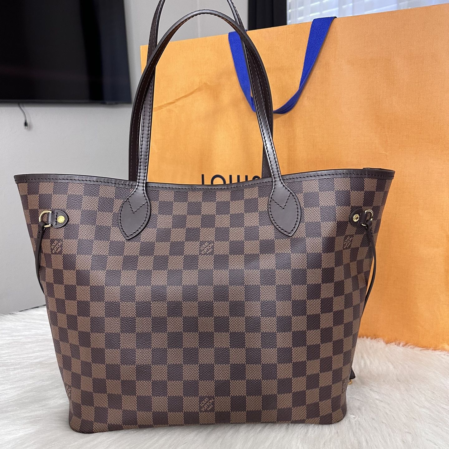 Louis Vuitton Neverfull Handbags for sale in Dallas, Texas