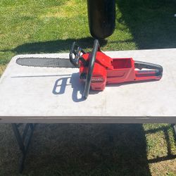 Milwaukee Chainsaw 