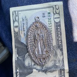 Silver Virgin Saint Mary Pendant 