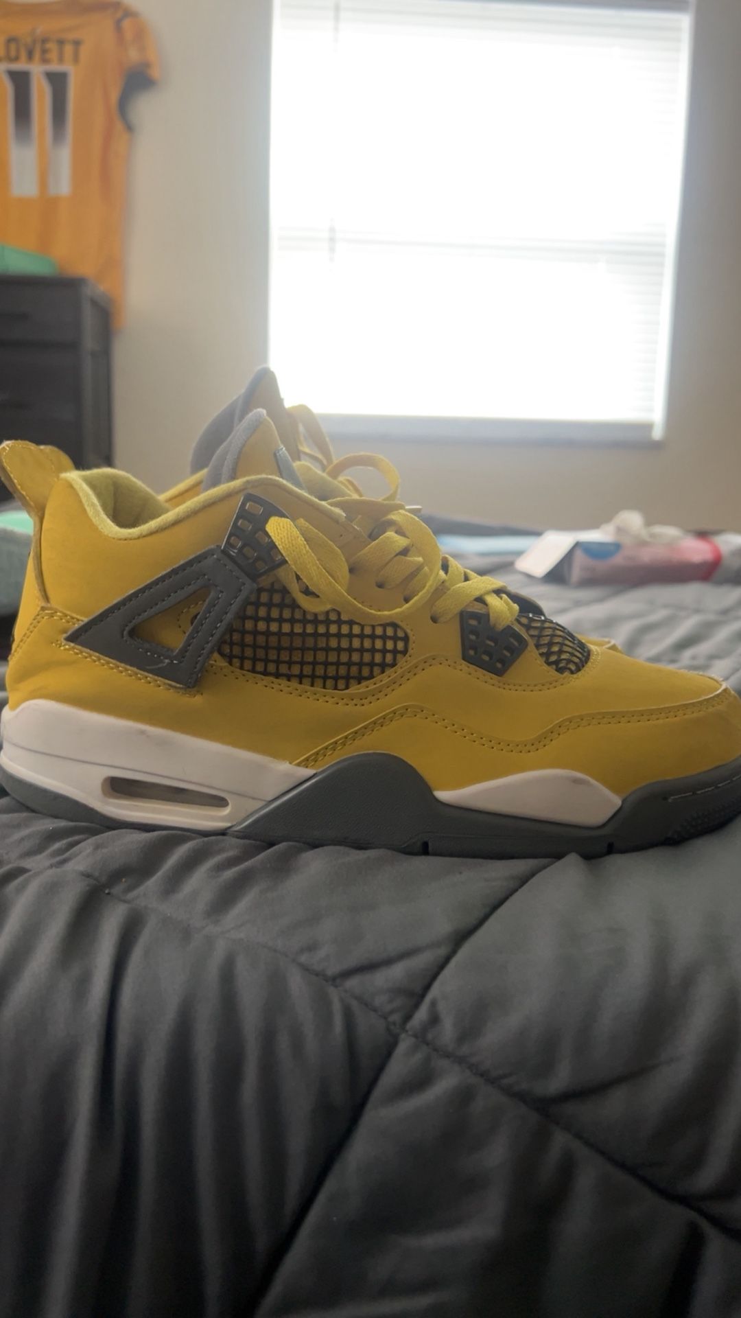 Jordan 4
