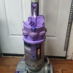 Dyson Vacuum Cleaner