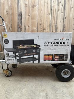 Blackstone Griddle 28 Inch , 2 Burner, Propane