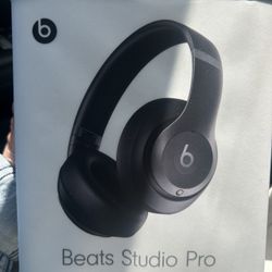 Beats Studio Pro 