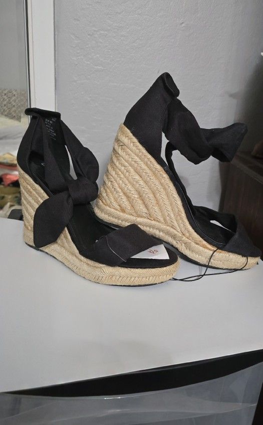 Lady's Wedges 9.5