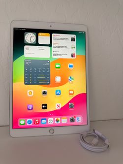 iPad Pro 256gb. Like New And Unlocked!