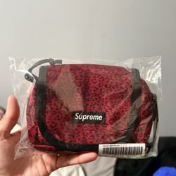 mini velvet supreme bag 