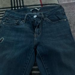 Levi jeans
