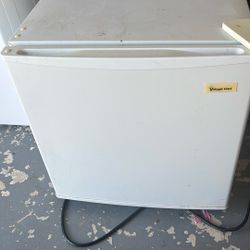 mini fridge
