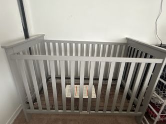 Delta Children 3 In 1 Crib
